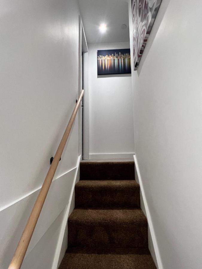 Two Bedrooms Exquisite En-Suite Apartment Deansgate Manchester Bagian luar foto