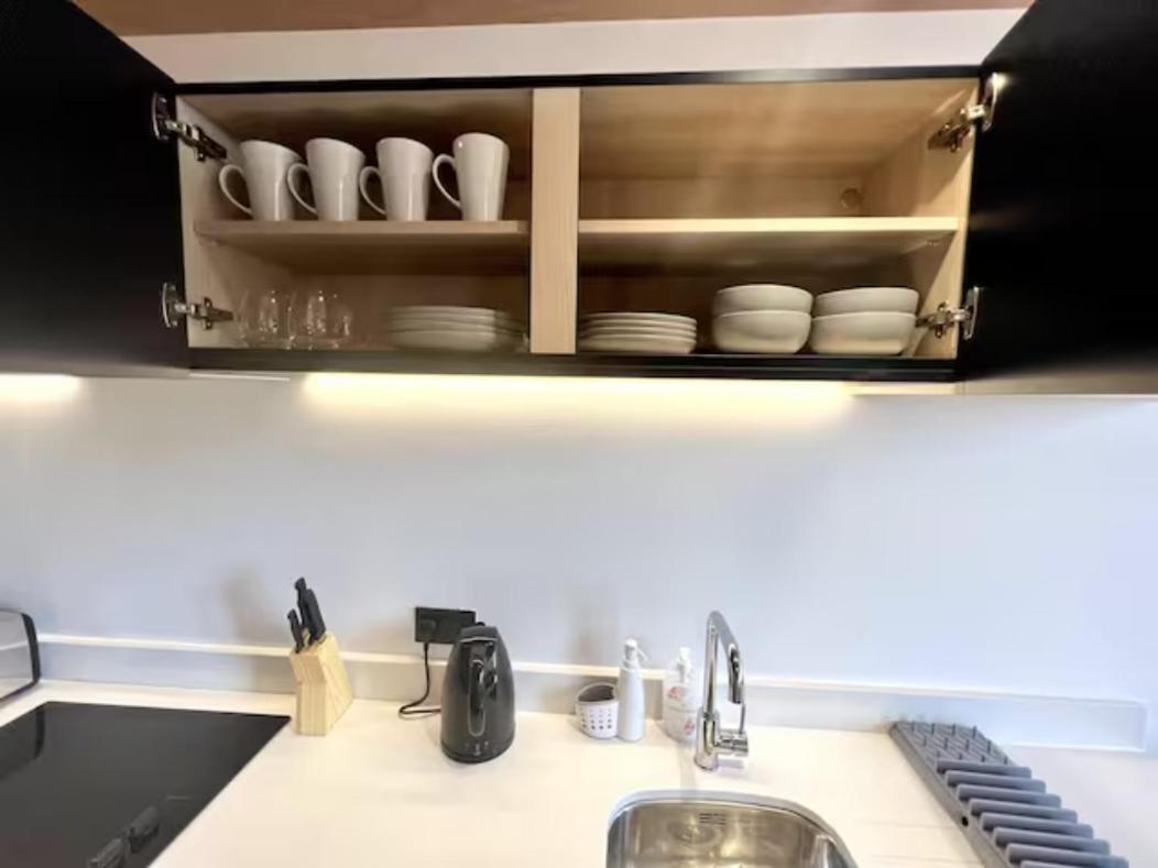 Two Bedrooms Exquisite En-Suite Apartment Deansgate Manchester Bagian luar foto